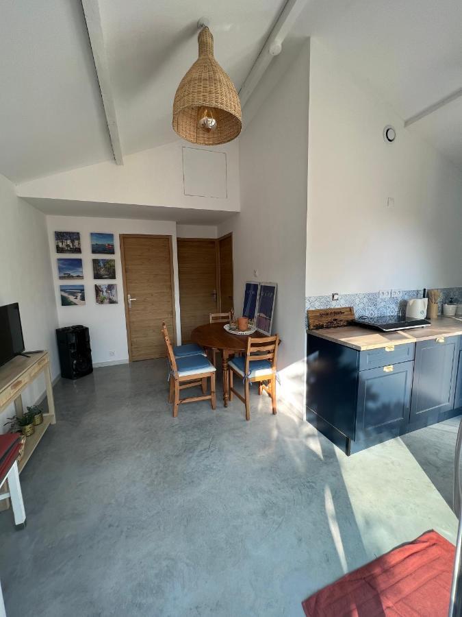 Le Faiere Audenge Villa Екстериор снимка